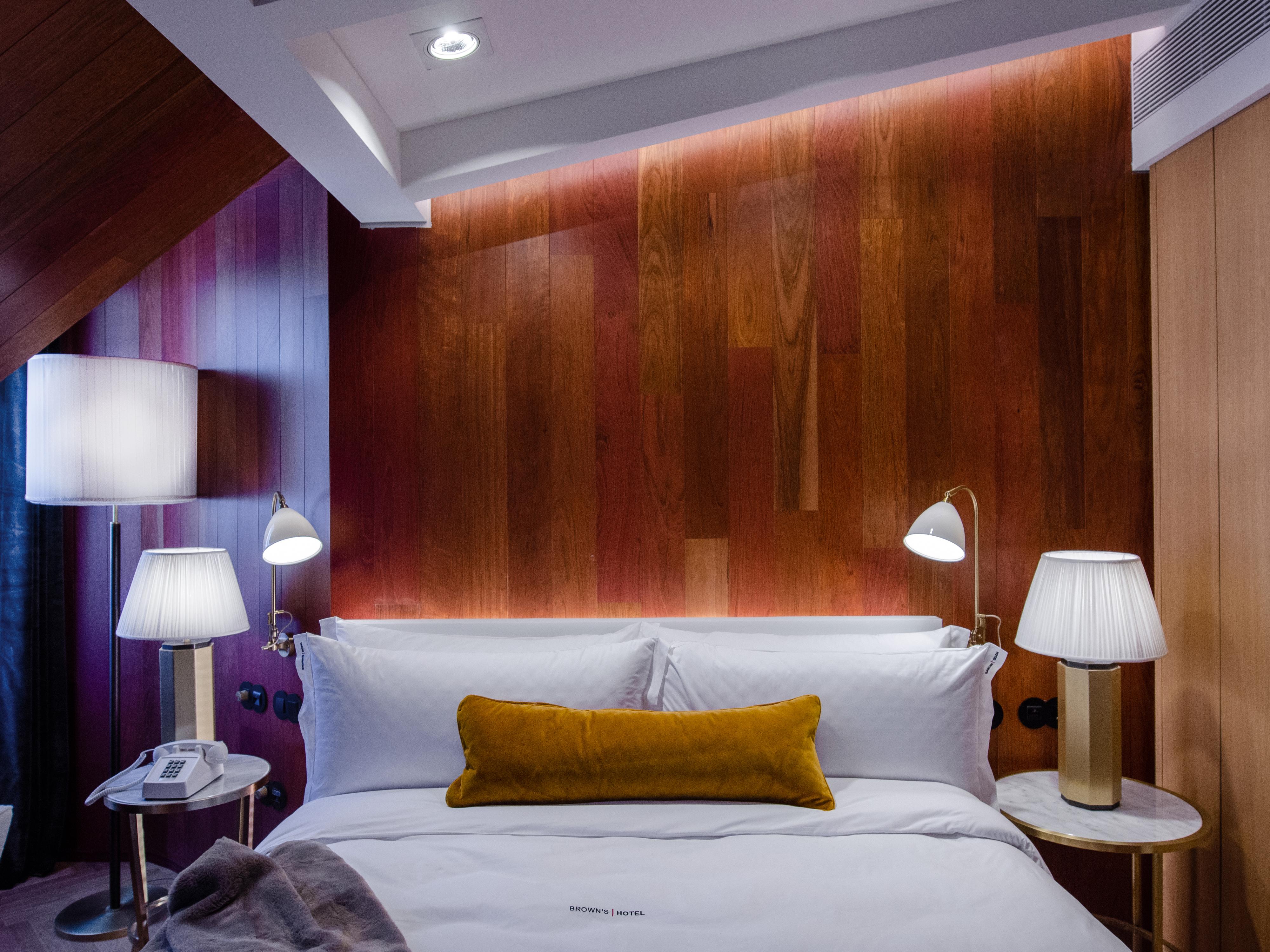 Browns Avenue Hotel Lisboa Eksteriør bilde A bedroom at the hotel