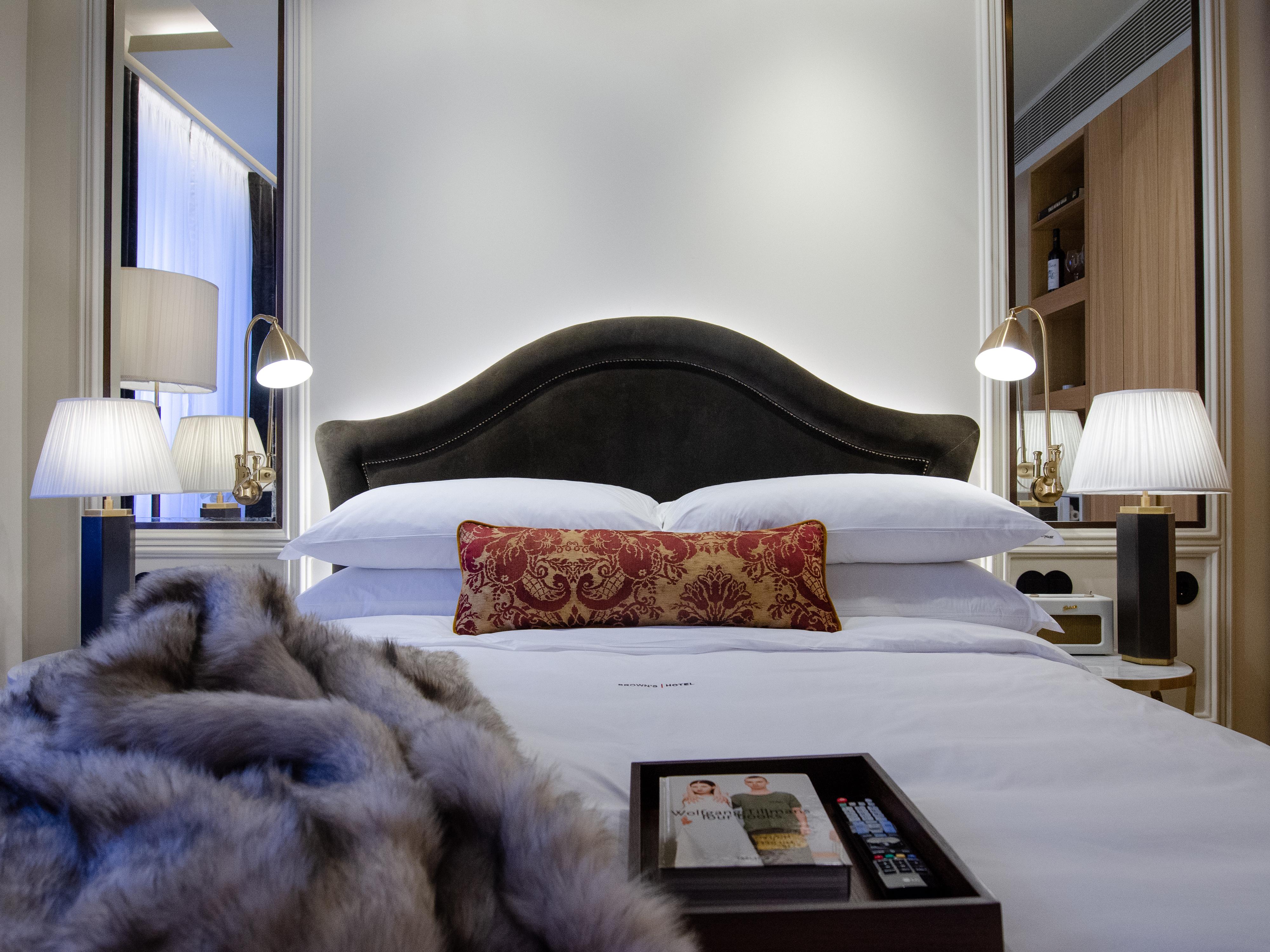 Browns Avenue Hotel Lisboa Eksteriør bilde A bedroom at the hotel
